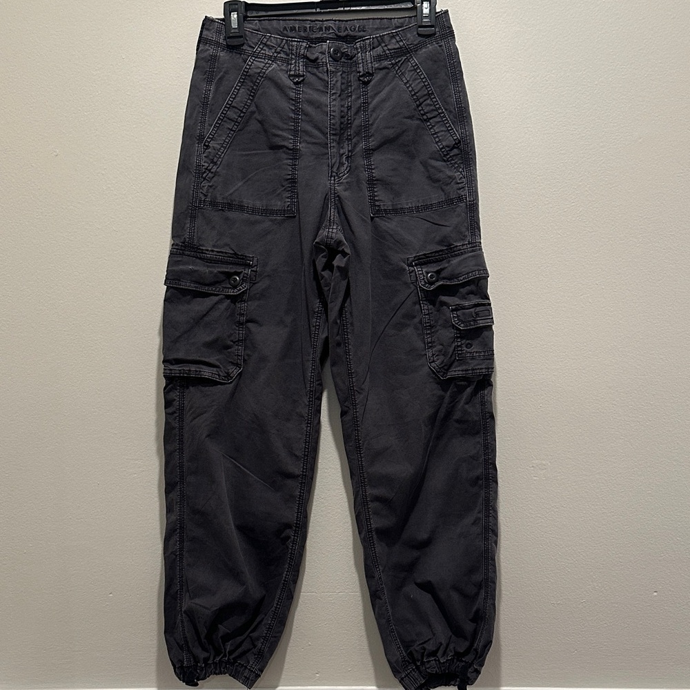 American Eagle Cargo Pants